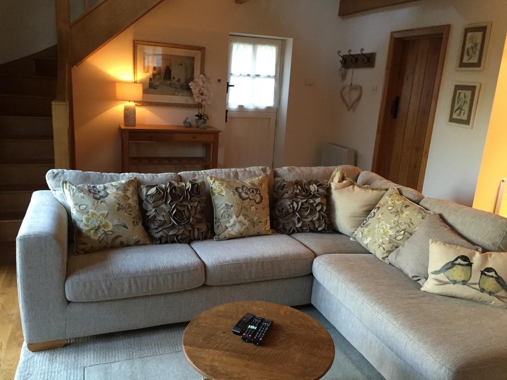 The Apple Shed Farmborough Exterior foto